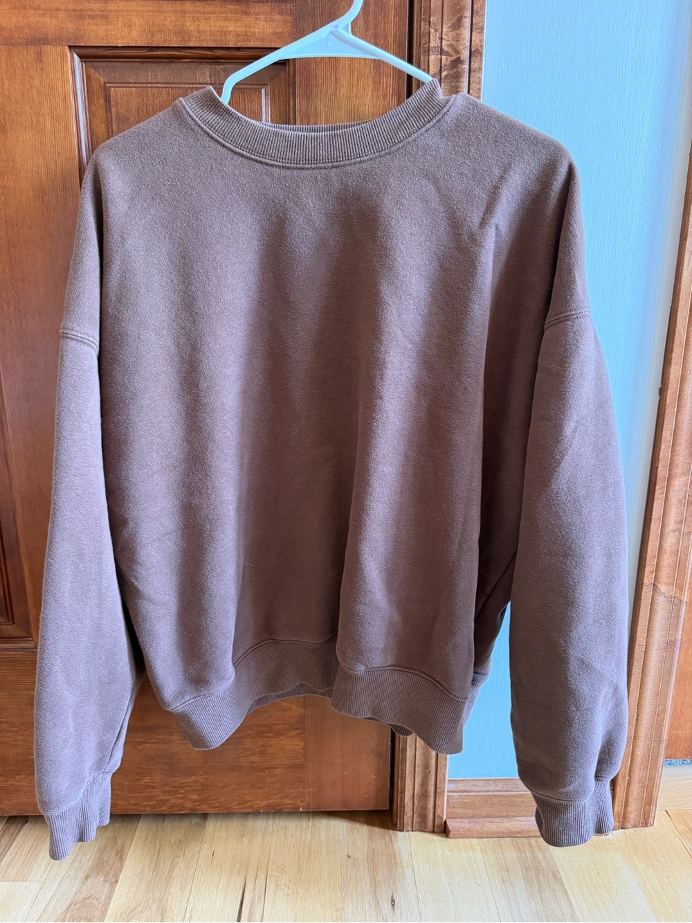 Women’s Classic Crewneck Sweatshirt - Brown